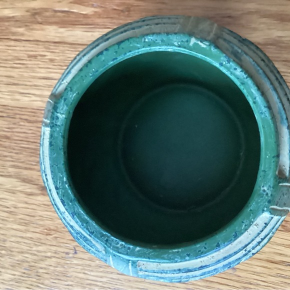 Claire Burke Pot/ Vase - Picture 6 of 11